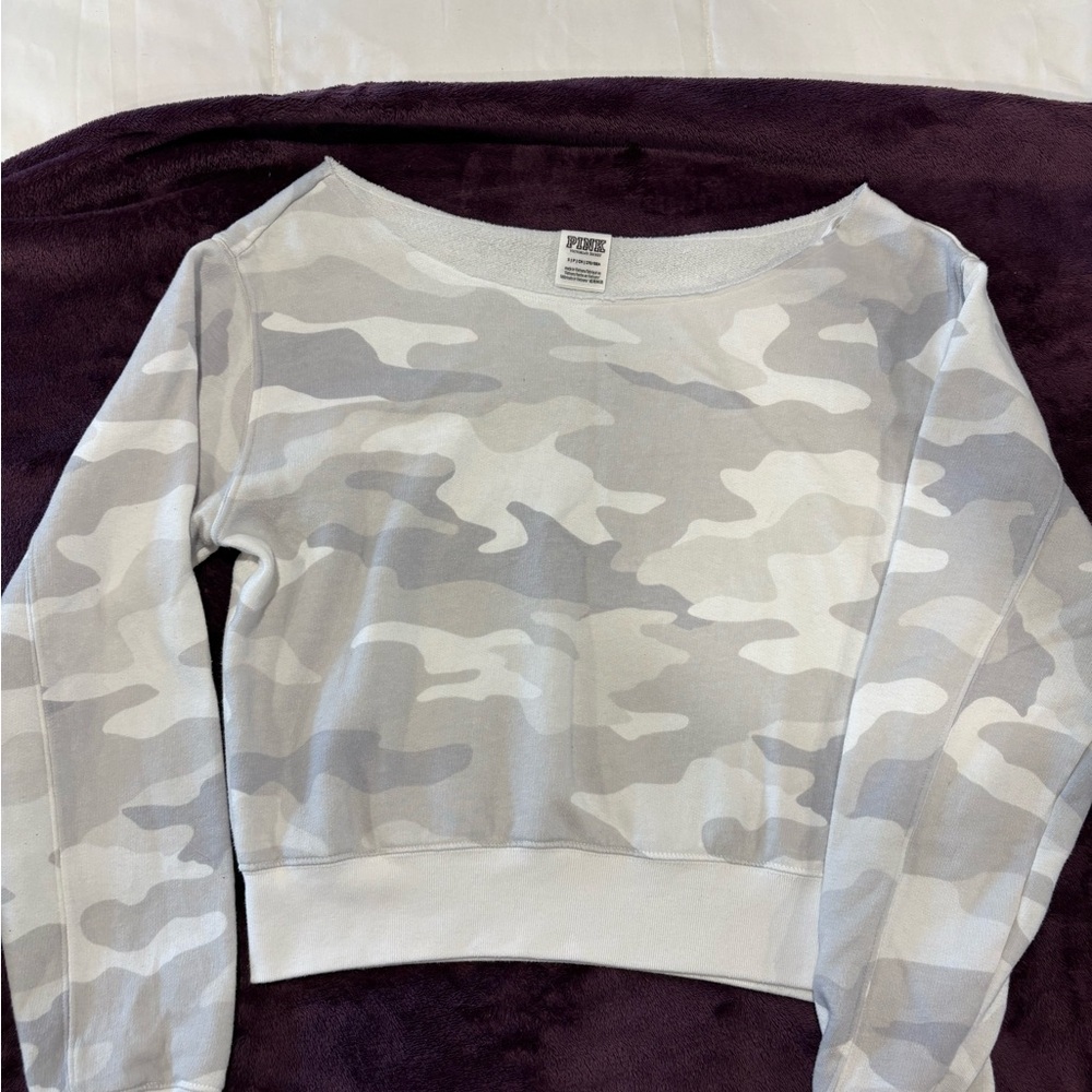 PINK Victoria's Secret White and Gray Top